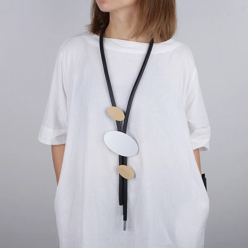 

YD&YDBZ Golden Metal Big Pendant Necklaces For Women Luxurious Black Rubber Long Necklace Jewelry Boho Charm Mom Festival Gift