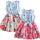 Летнее платье для девочек, джинсовые платья без рукавов с цветочным принтом, платье с оборками и бантом для девочек