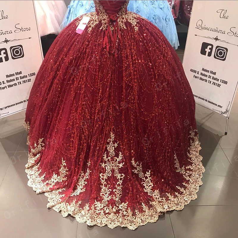 Блестящее бальное платье платья для Quinceanera с рукавами-крылышками золотистым