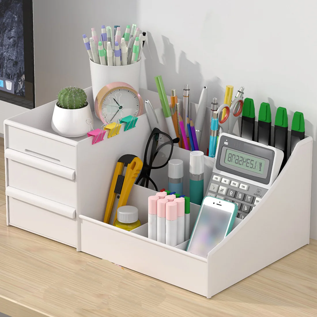 

Store multi-functional cosmetics and make-up boxes