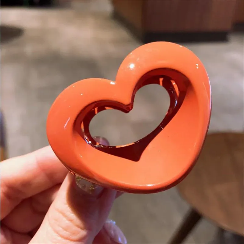 Простые пластиковые заколки для волос в форме сердца косметические аксессуары