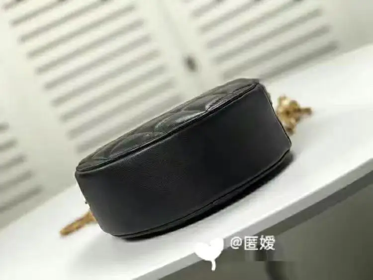 

2021 new custom luxury women's handbag classic diamond shoulder bag leisure fashion leather bag