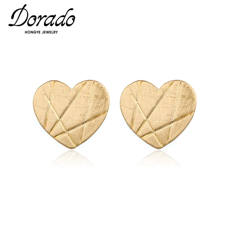 

Dorado Cute Heart Stud Earring For Women New Alloy Earring Party Jewelry Pendientes mujer Boucle d'oreille femme 2021