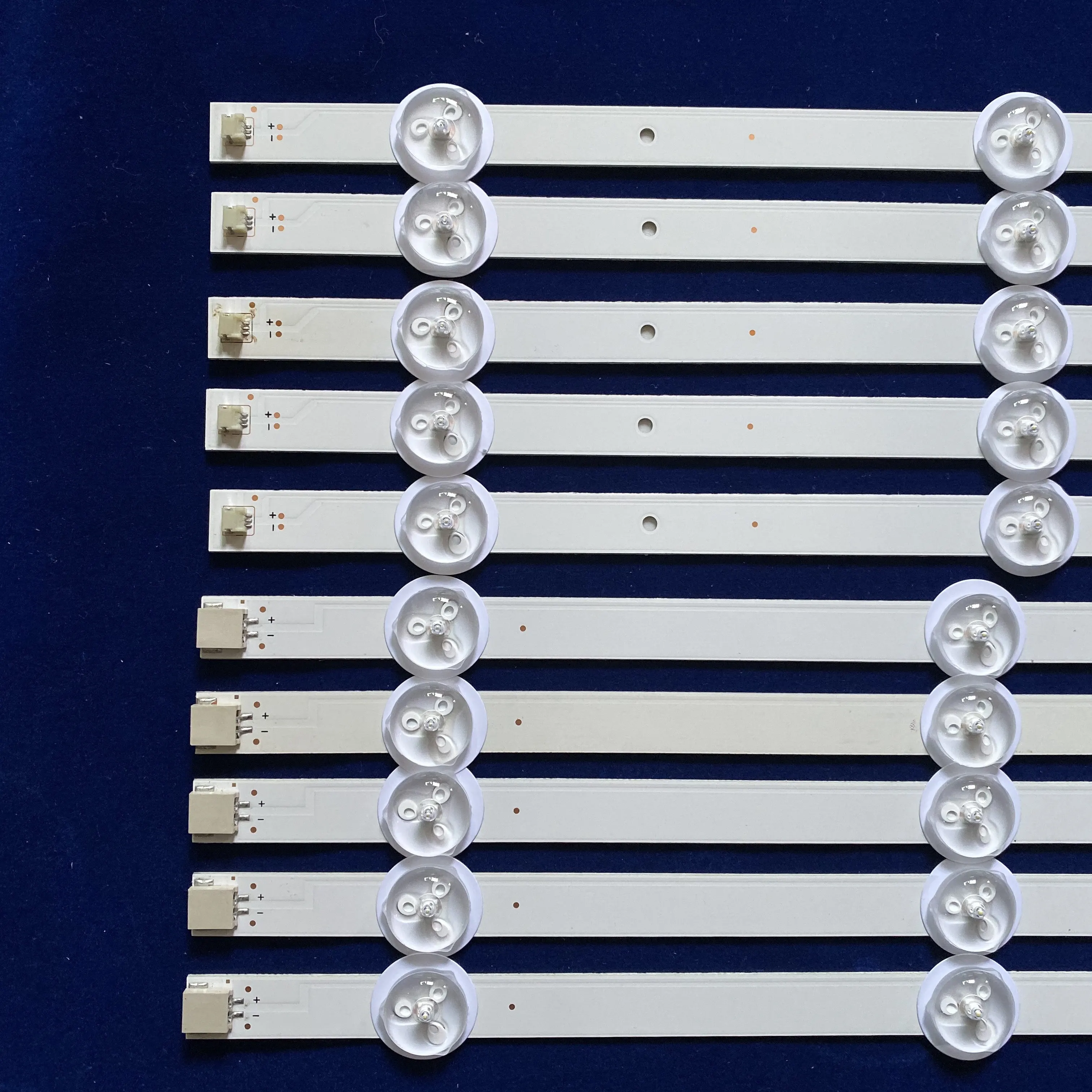 Светодиодная лента для подсветки телевизора Panasonic 42 &quot 851 мм 8 светодиодов SV0420A88