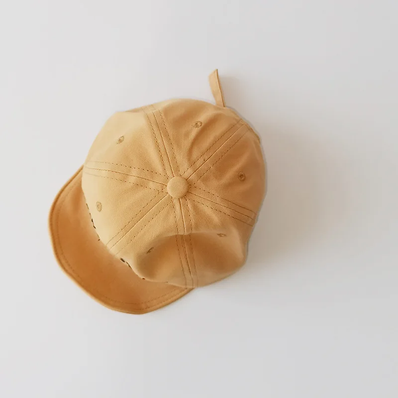 Детская шапка с вышитыми буквами регулируемая весенне-летняя бейсболка для