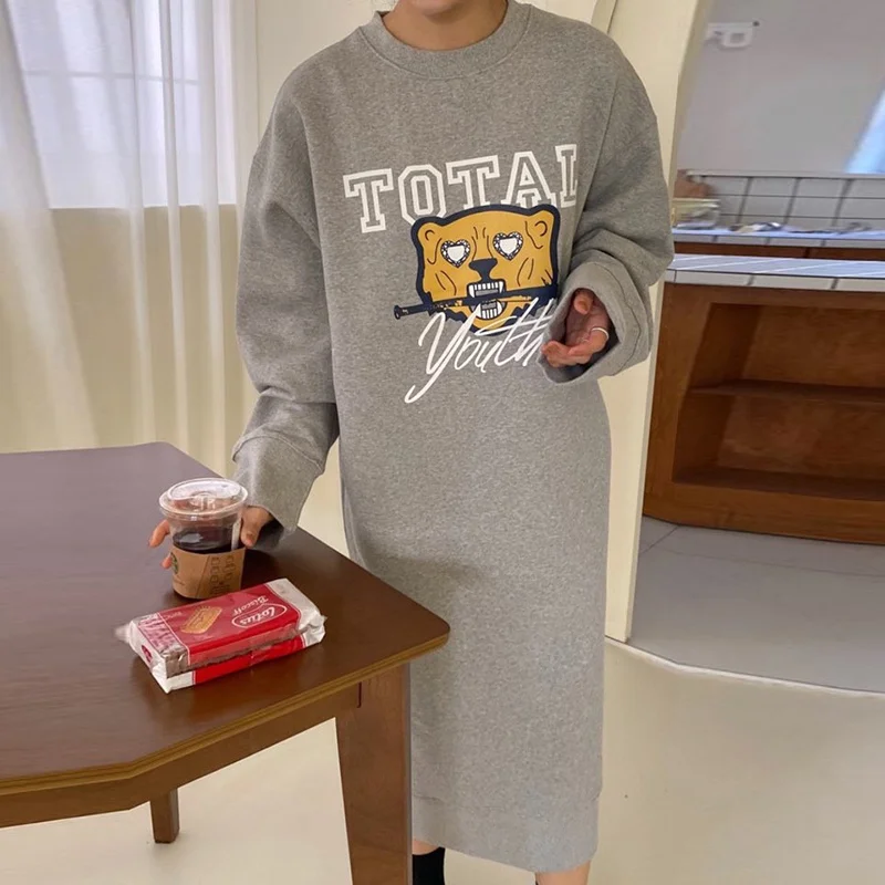 

Корейский шикарный осенний пуловер с круглым вырезом с мультяшным принтом спереди и сзади с буквенным принтом свободное Повседневное плат...