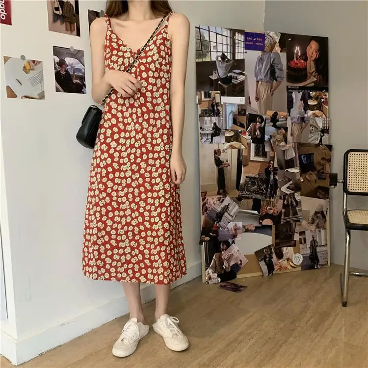 

2021 spring and summer new Korean student's small fresh medium length skirt loose sweet floral suspender dress