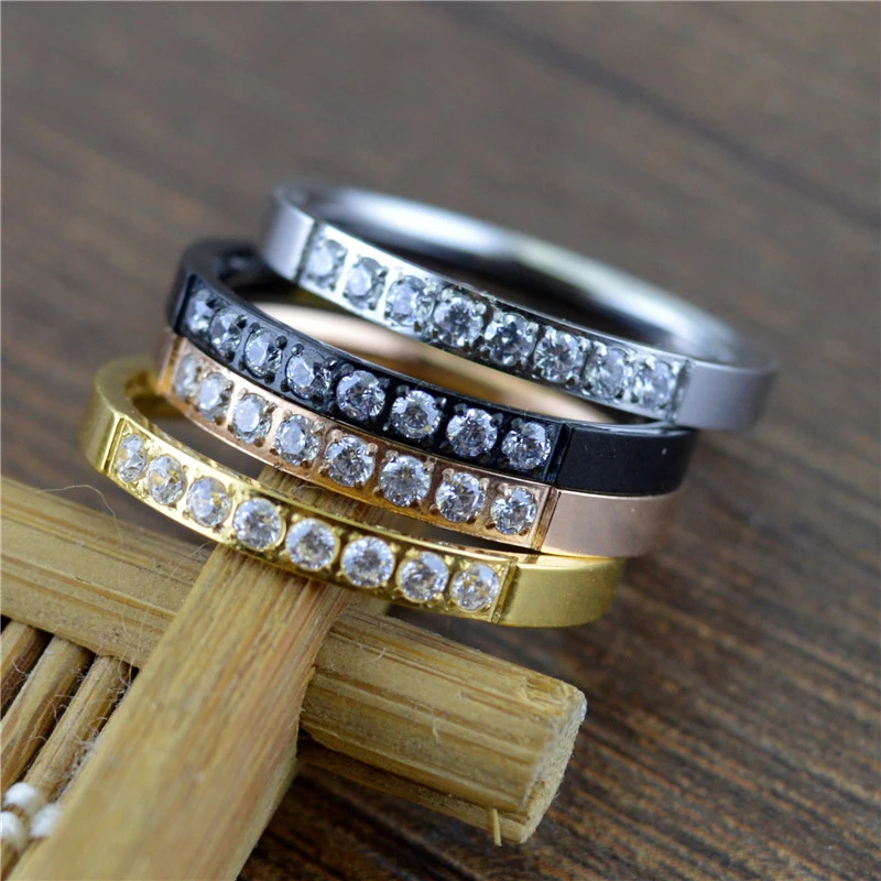 

2020 New Style Inlaid Cubic Zirconia Wedding Band Anillos Wholesale 2.5mm Stainless Steel Couple Ring Brials Jewelry For Women