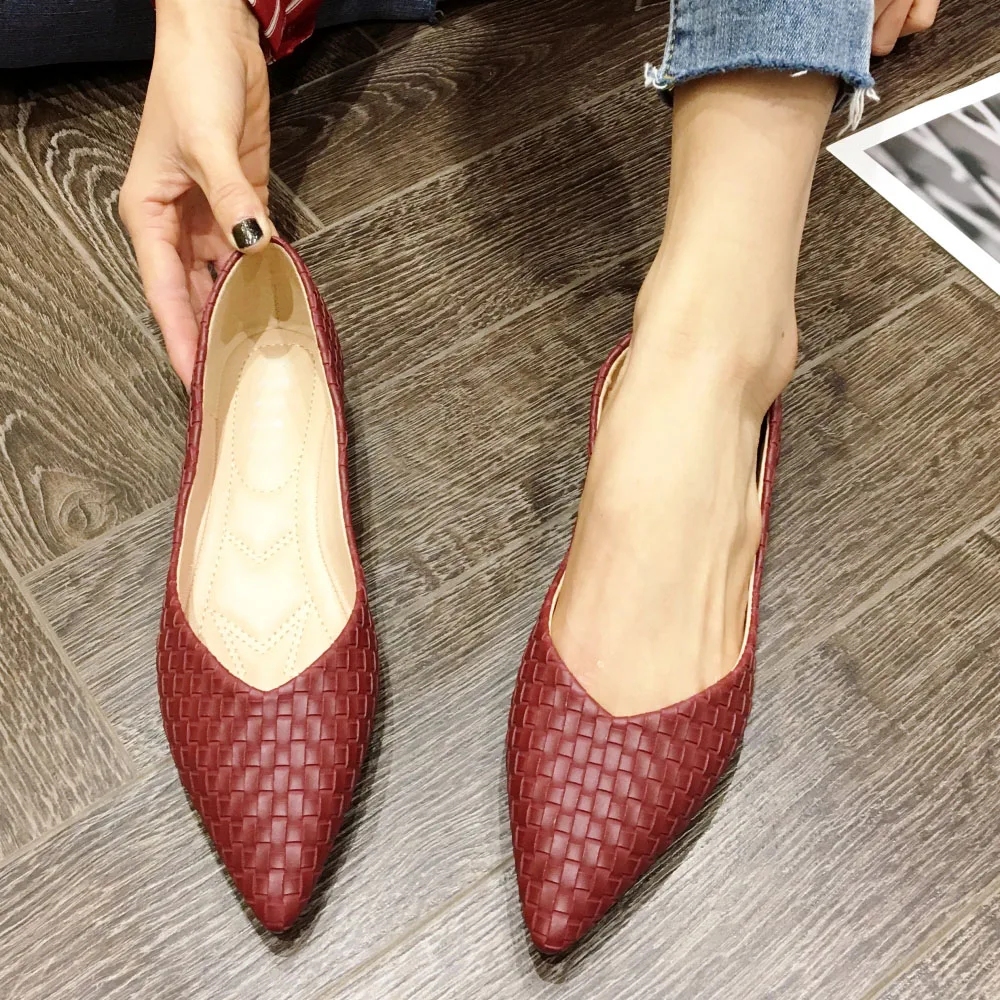 Женские балетки на плоской подошве с острым носком офисные мягкие тонкие туфли