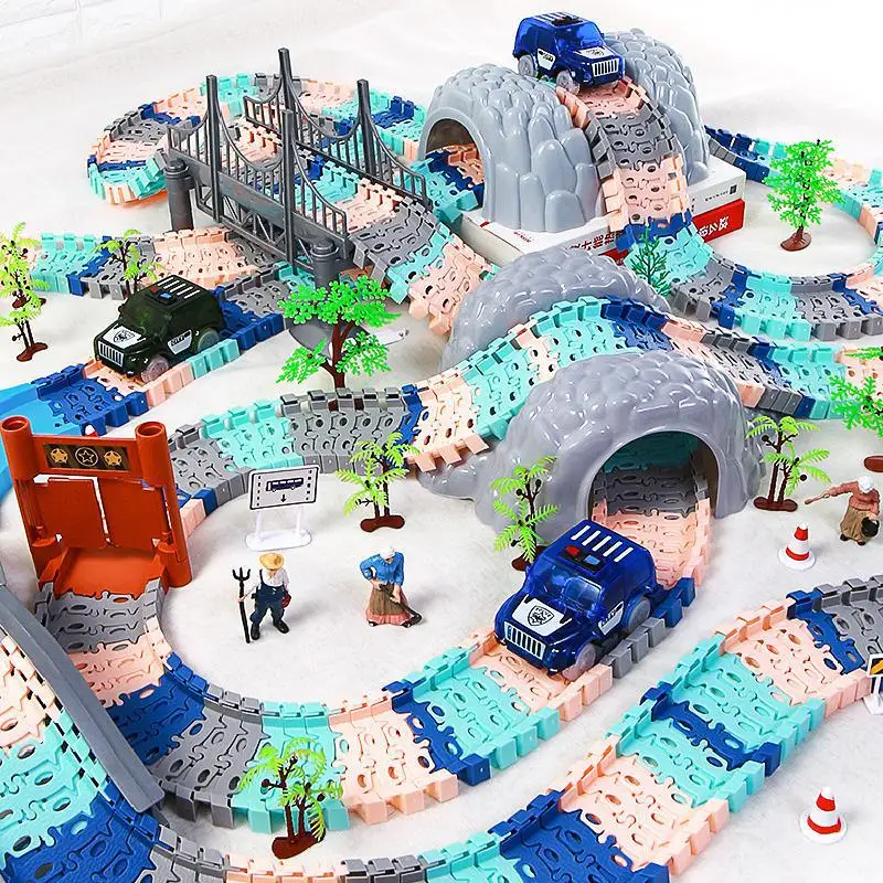 Электрическая железная дорога магический трек набор поездов для детей макарон