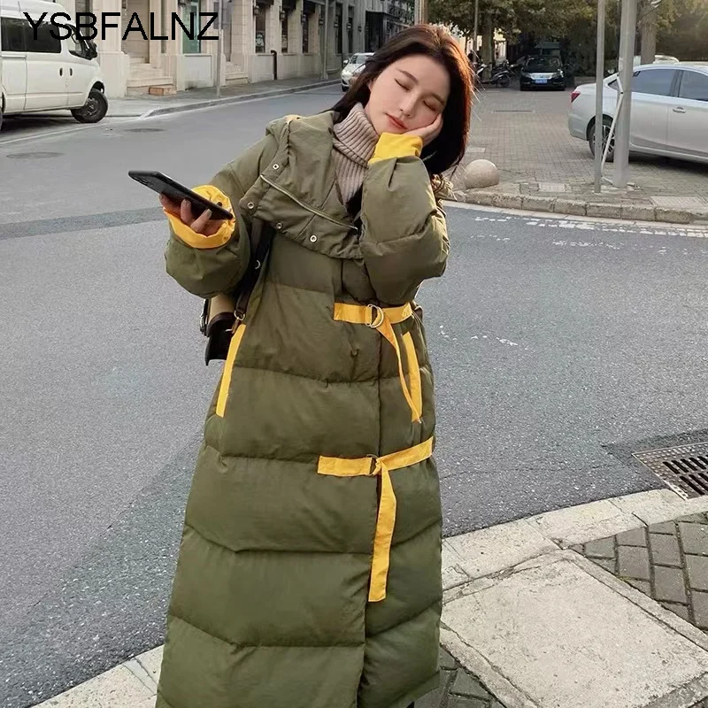 

Женские длинные зимние пальто на белом утином пуху армейского зеленого цвета пальто выше колена в Корейском стиле толстые высококачествен...