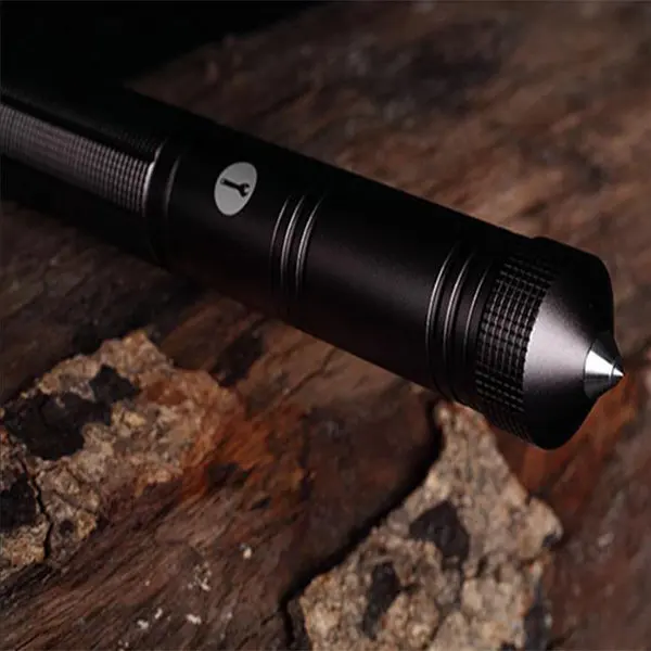 Многофункциональный инструмент 10 в 1 для выживания экстренных ситуациях на