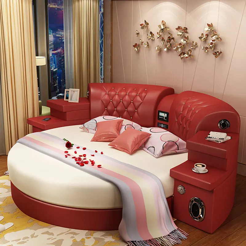 Спальня современного дизайна многофункциональная с телевизором и динамиком