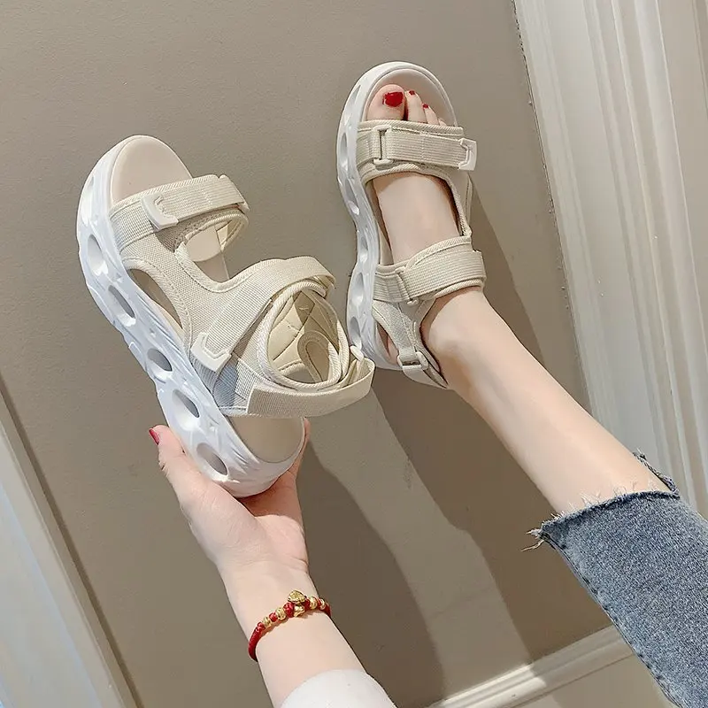 

Women Sandals 2021 Brand Fashion Beach Leather Wedges Platform Female Ladies Summer Shoes Luxury Designers Sandals for Women