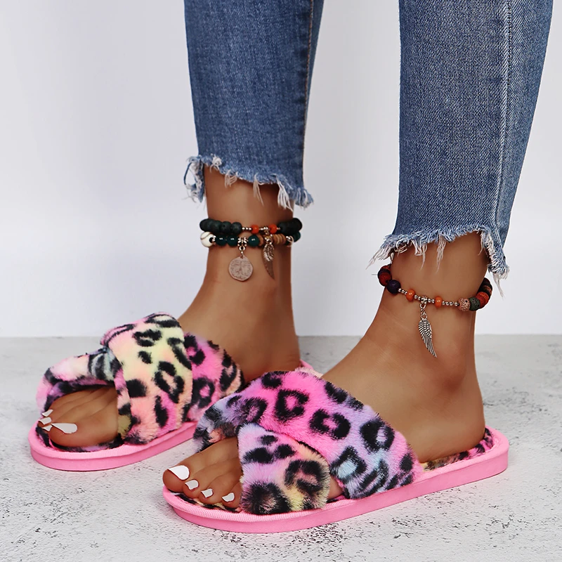 Женские меховые тапочки с леопардовым принтом теплые плюшевые шлепанцы открытым