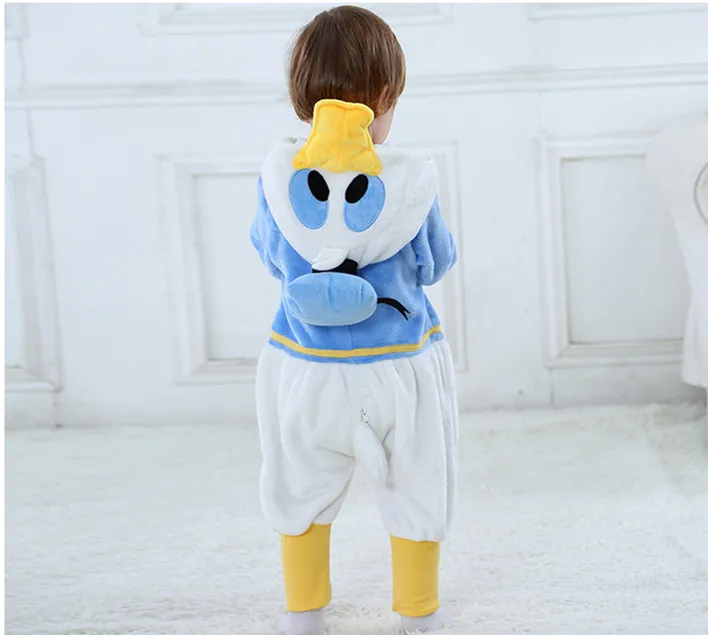 Одежда для маленьких девочек зимние комбинезоны с синим утиным пухом комбинезон