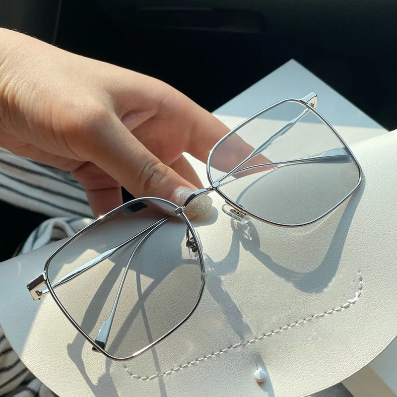 

OLOPKY Oversized Square Sunglasses Women/men 2022 Luxury Brand High Quality Metal Sunglasses Men Mirror Fashion Shades for Women