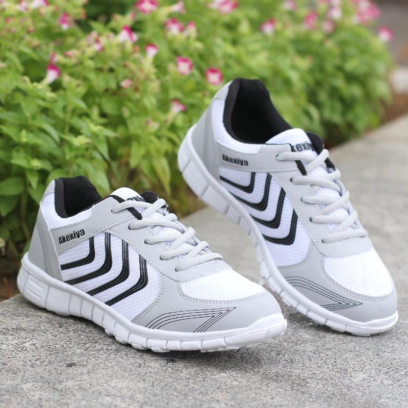 Женская обувь на плоской подошве Дышащие повседневные кроссовки Новинка 2020 года