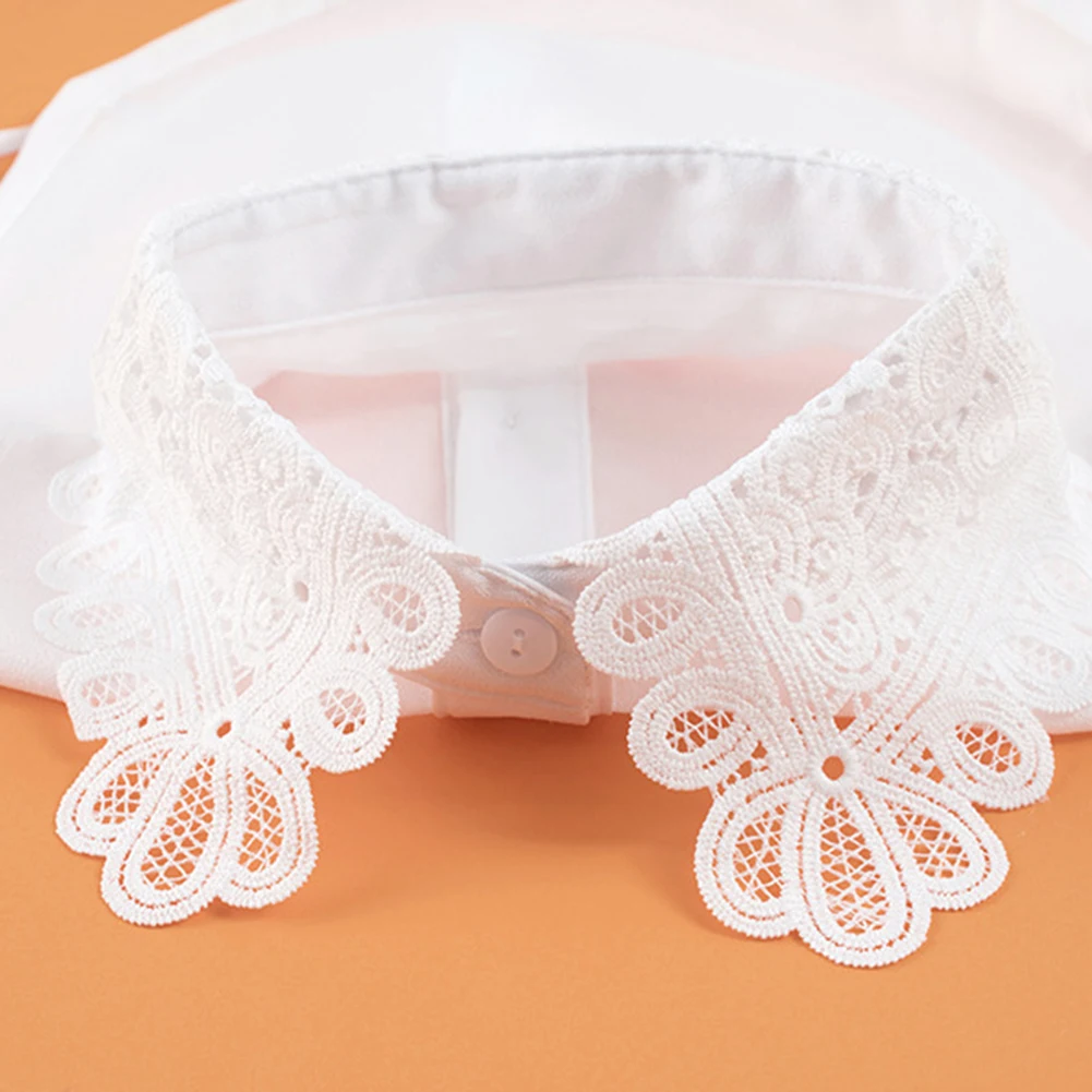 Женская шифоновая блузка со съемным кружевом демисезонная кружевным воротником