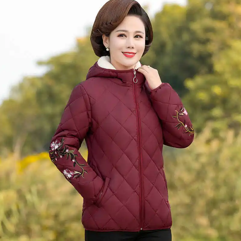 

Mom autumn winter cotton padded jacket middle aged down cotton padded jacket 2019 new down padded jacket middle aged and elderly