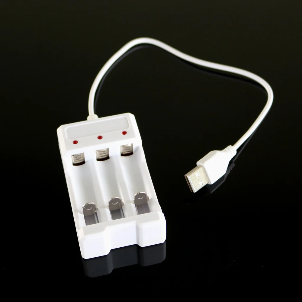 Универсальное уличное зарядное устройство с солнечной панелью постоянного тока