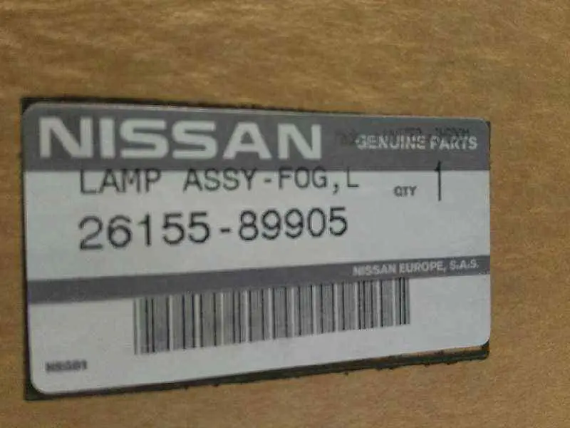 2615589905/89202715/3935858/левая противотуманная фара для NISSAN first saloon (P12) ACENTA | 01 03 12 05 1