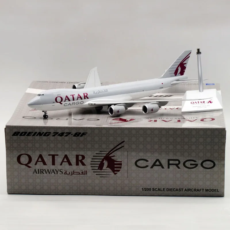 Модель самолета B747 37 см 1:200 Катар модель из металлического сплава с базовым шасси