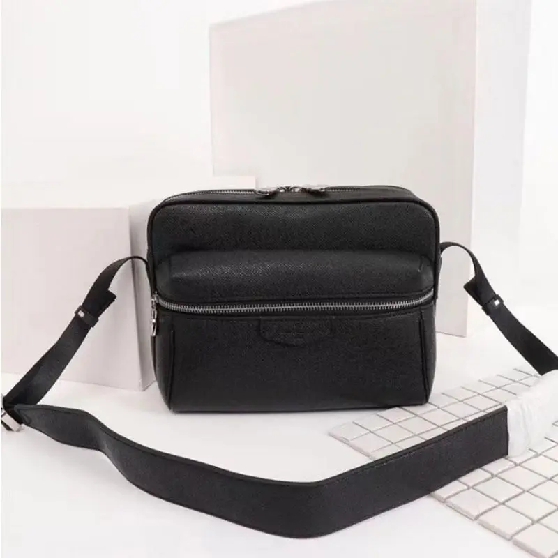 

2021 Fashion men Handbags New male men Bags Shoulder Bags Designer Flap Purse Genuine Leather Fashion boy Messenger