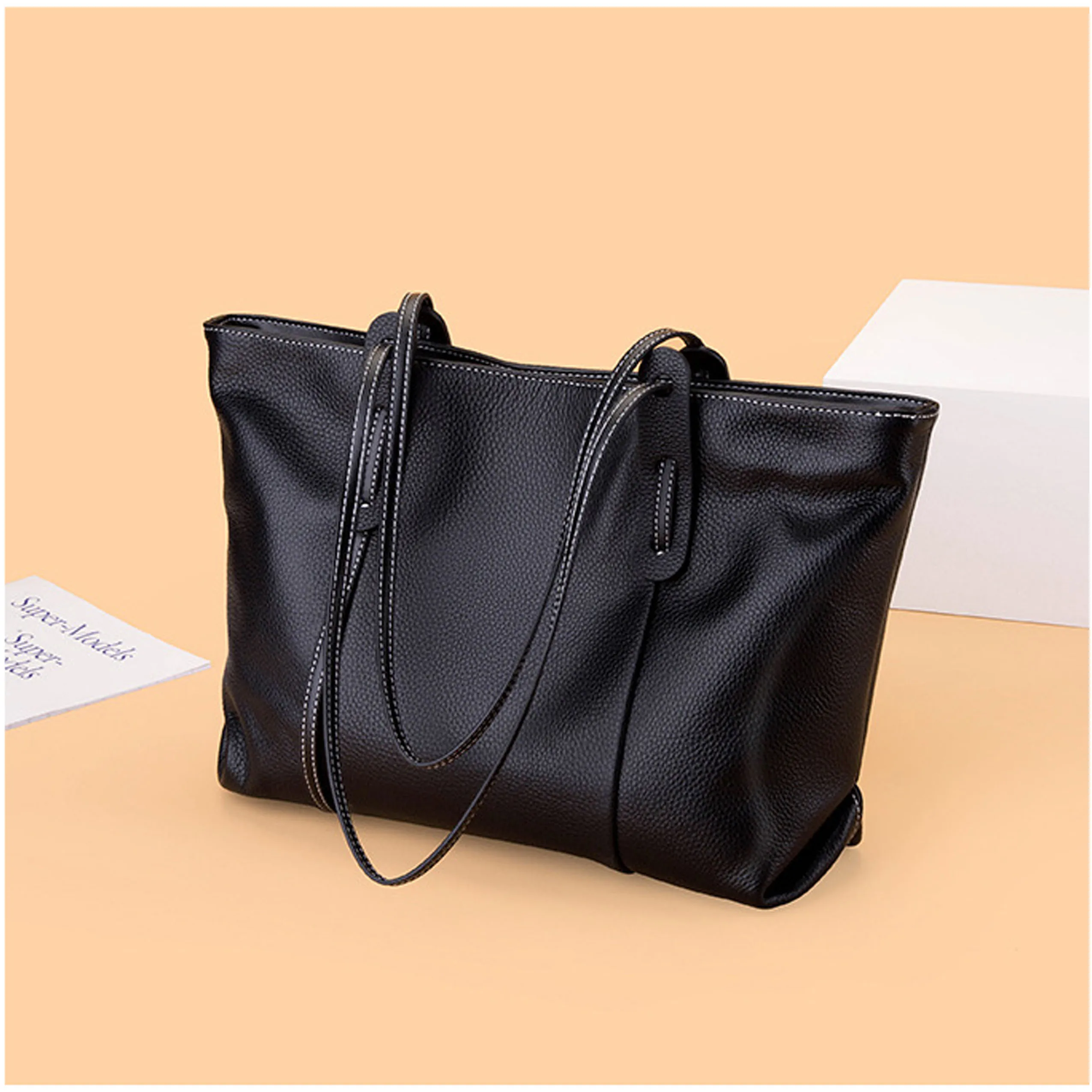 

2021 New Cowhide One Shoulder Soft Leather Ladies Shopping Bag