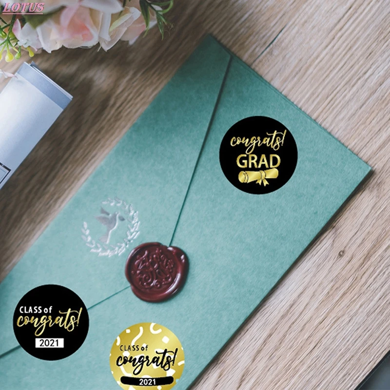 Окончание окончания учебного сезона Поздравление со школьным раньем наклейка с