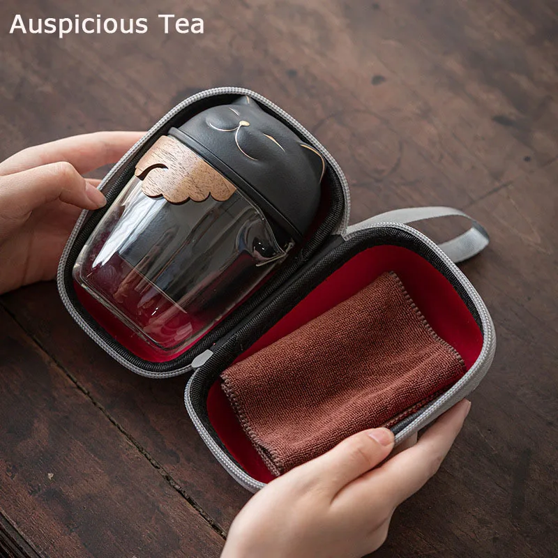 

Lucky Cat Teacup Portable Travel Express Cup Ceramic Tea Water Separation Filter Teaset Chinese Kungfu Teaware Tea Ceremony Gift