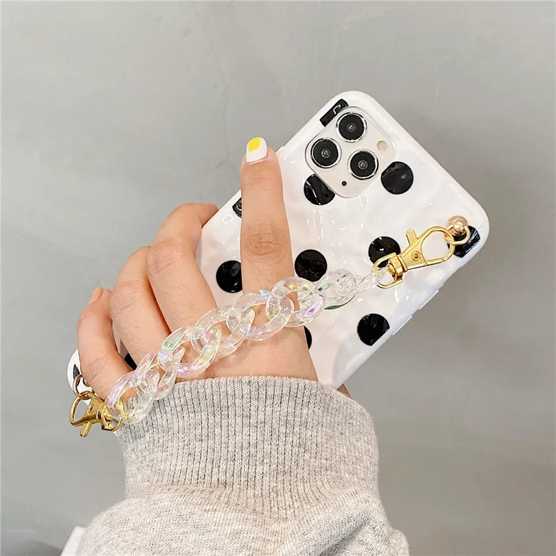 

Crystal Wristband Chain Point Wrinkled Phone Case For iPhone 12 Mini 11 Pro MAX XS MAX XR X 8 7 Plus SE 2020 Luxury Back Coque