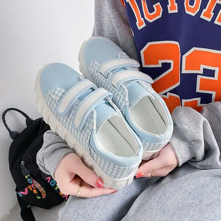 

Canvas shoes female 2021 spring new low-cut student board shoes retro cloth shoes casual shoes Velcro color grid canvas sneakers