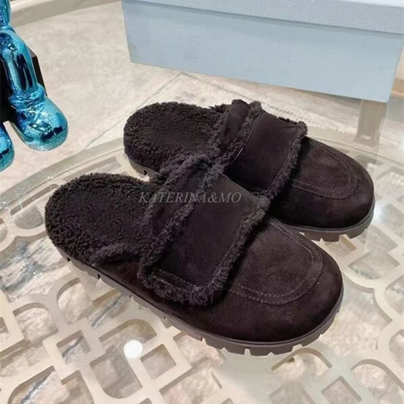 

Luxury Brand New Slippers Women Winter Cow Suede Wool Warm Soft Thick Sole Flats Platform Comfort 2021 Ladies Slides Mule Shoes