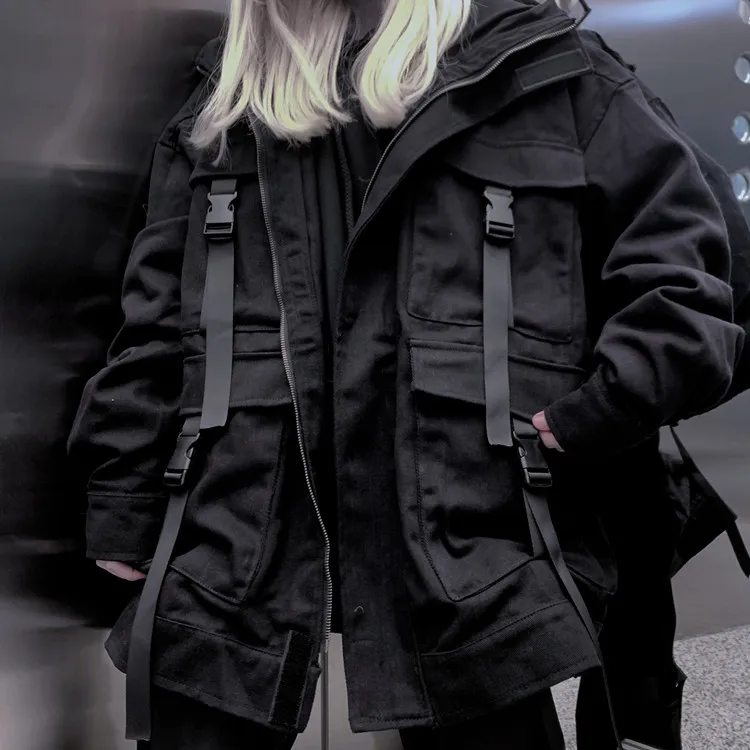 

Coats & Jackets