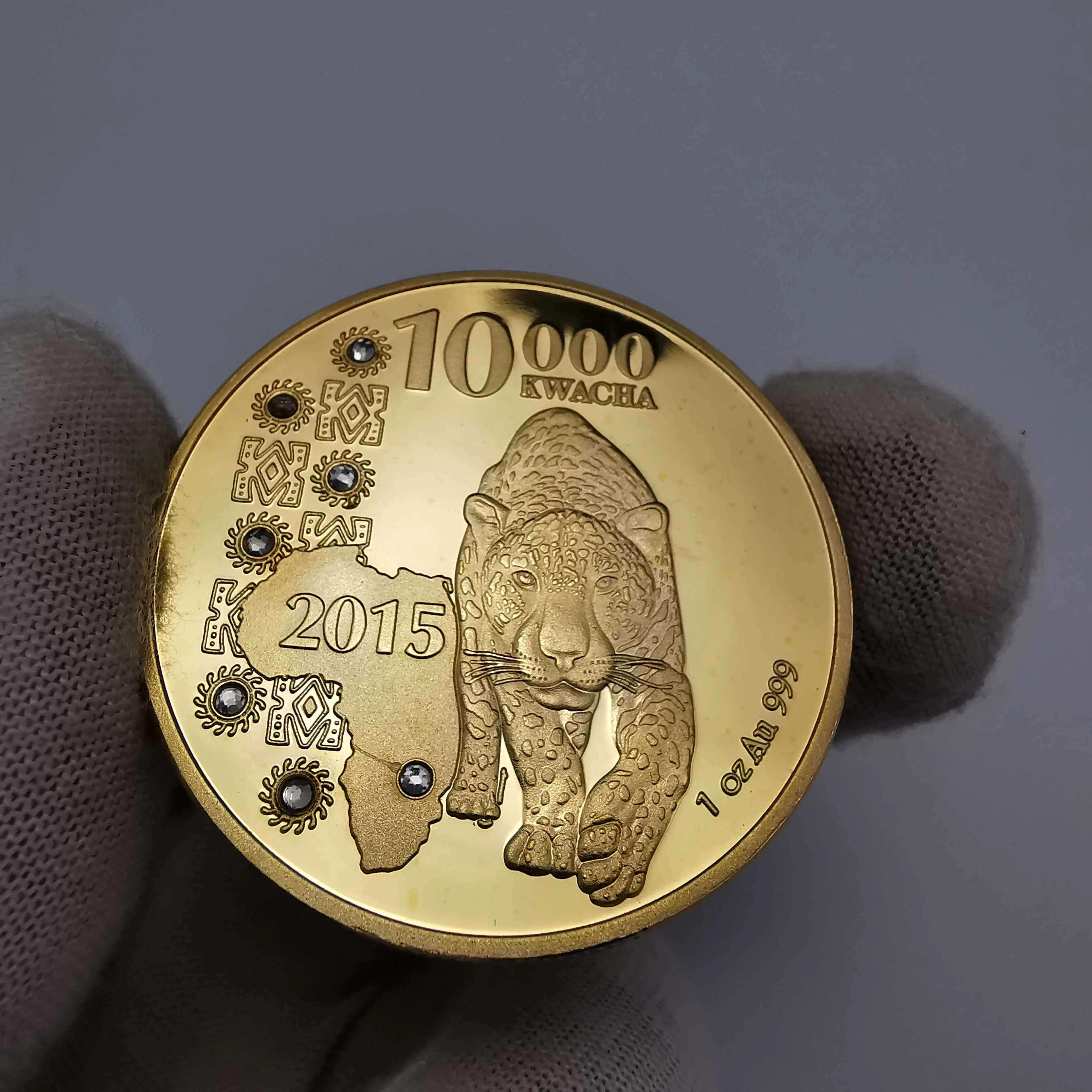 2015 Замбия Республика 1 унций. 999 Африканский леопард 10000 квача золото животное