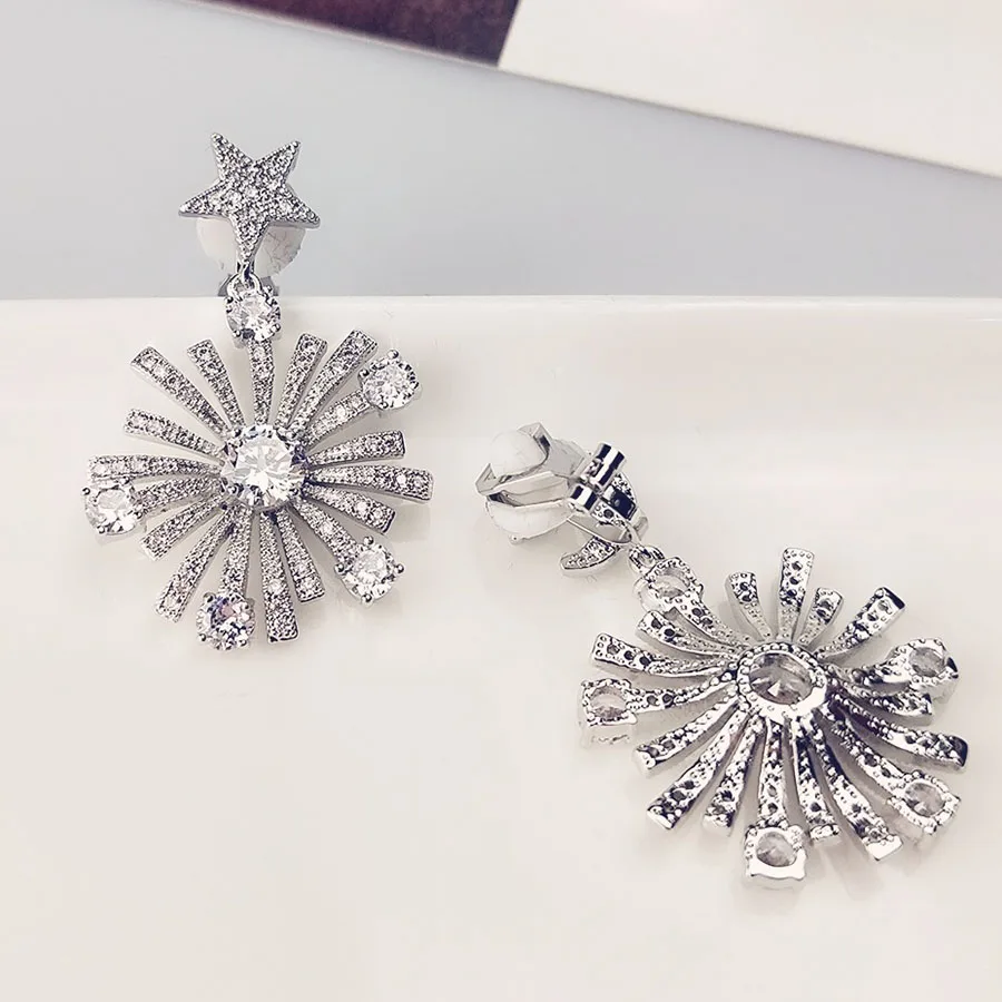 Новинка 2018 серьги клипсы в Корейском стиле с фианитом цветок класса ААА звезда не