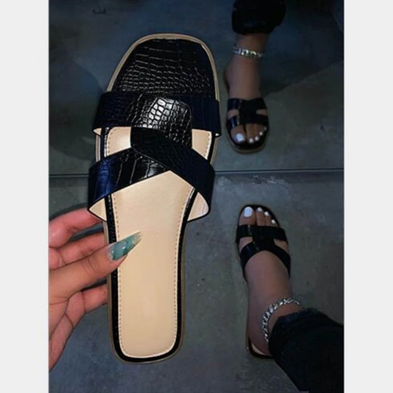 

Женские сандалии на плоской подошве, летние простые тапочки, однотонная удобная обувь на плоской подошве, женские пляжные шлепанцы, женские...