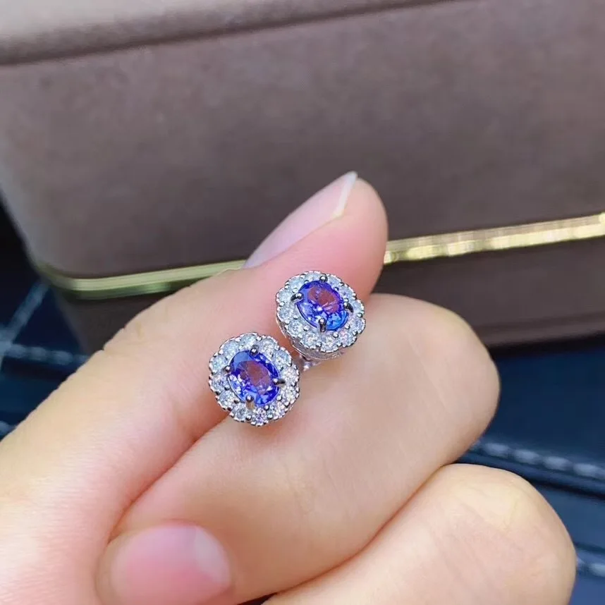 Серьги из серебра 925 пробы с натуральным танзанитом классический простой дизайн