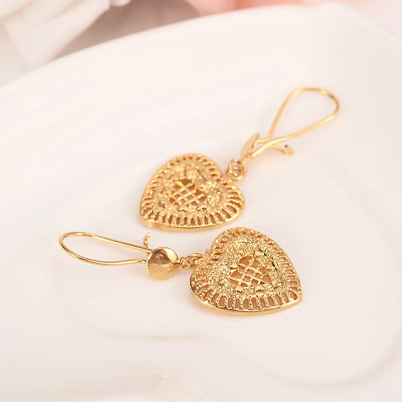 

Gold Africa women Dangle Earrings Women Fashion heart Jewelry Gold Metal Drop Earrings For kids Gifts wedding bridal dropship