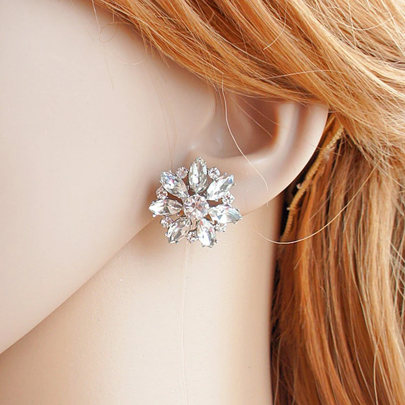 

Huitan Round Shaped Women Stud Earring Brilliant Cubic Zirconia Clear Party Daily Wear Elegant Accessories Female Trendy Jewelry
