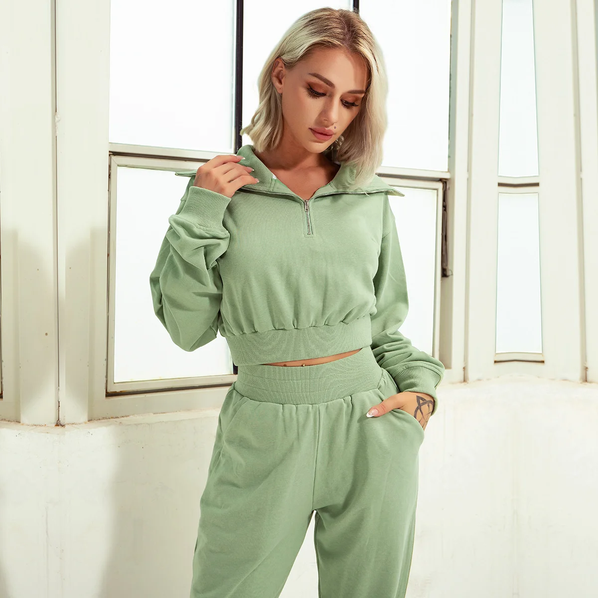 

Sportswear & Accessories
