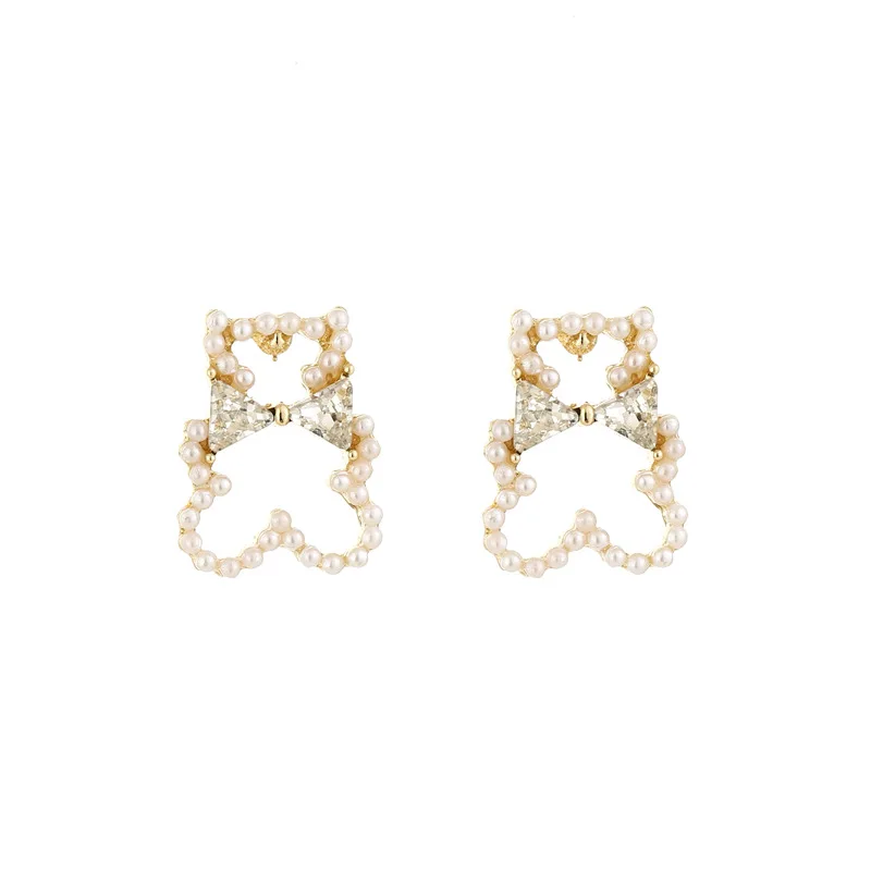 

2020 trend earrings for woman cute Pearl bears stud ear fun new fashion korean earrings Pendants girl gift
