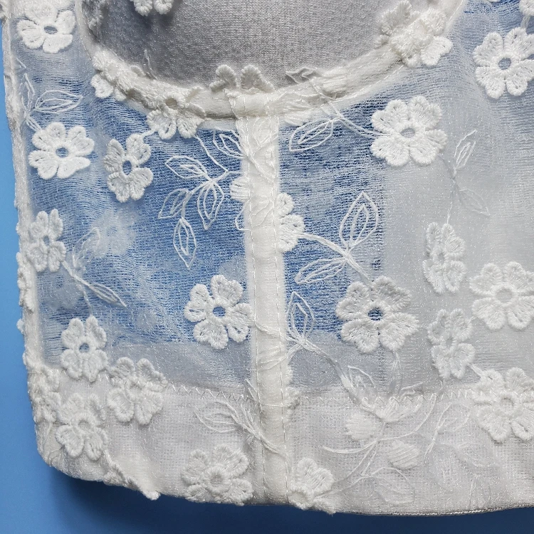 2020 Young Ladies Spring Summer Fashion Style Pure And Fresh Color Flower Lace Four Leaf Flower Embroideried Sexy Romantic Vest