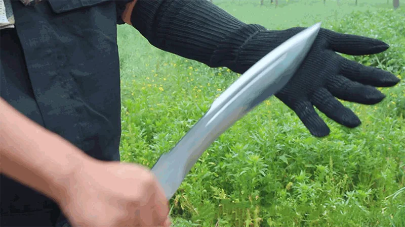 

Outdoor Protective Anti-cut Gloves Thickened Anti-knife Cutting Wear-Resistant Safely Protection Steel Wire Cut-Resistant Gloves