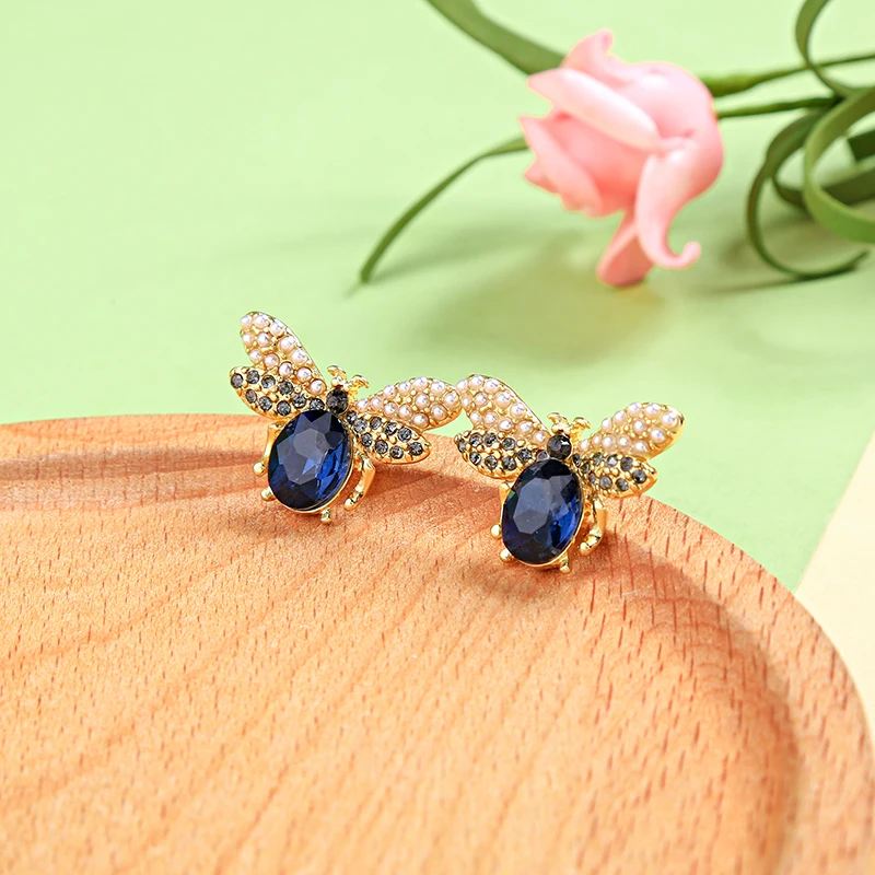 Модные ювелирные изделия классический акриловый жемчуг пчела штифт с насекомым