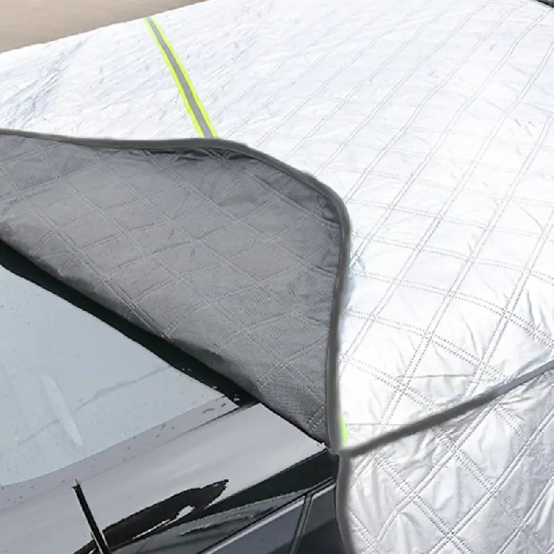 Универсальный отражающий чехол на лобовое стекло автомобиля 63x100