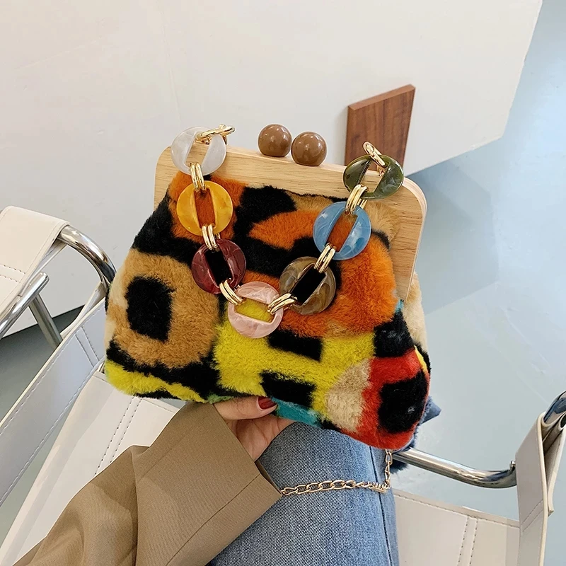 

Новая модная сумка через плечо с принтом, Женская плюшевая Мягкая Повседневная сумка-мессенджер, зима 2020, Женская деревянная сумка в форме р...