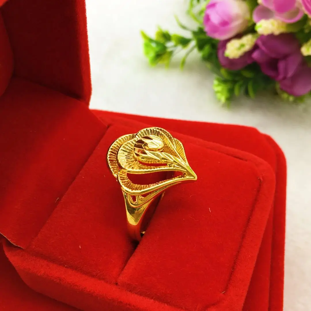 

Fashion Gold Women's Ring for Wedding Engagement Jewelry Yellow Gold Hand Jewelry Sand Gold Ring 3D Butterfly Heart Jewelry Gift