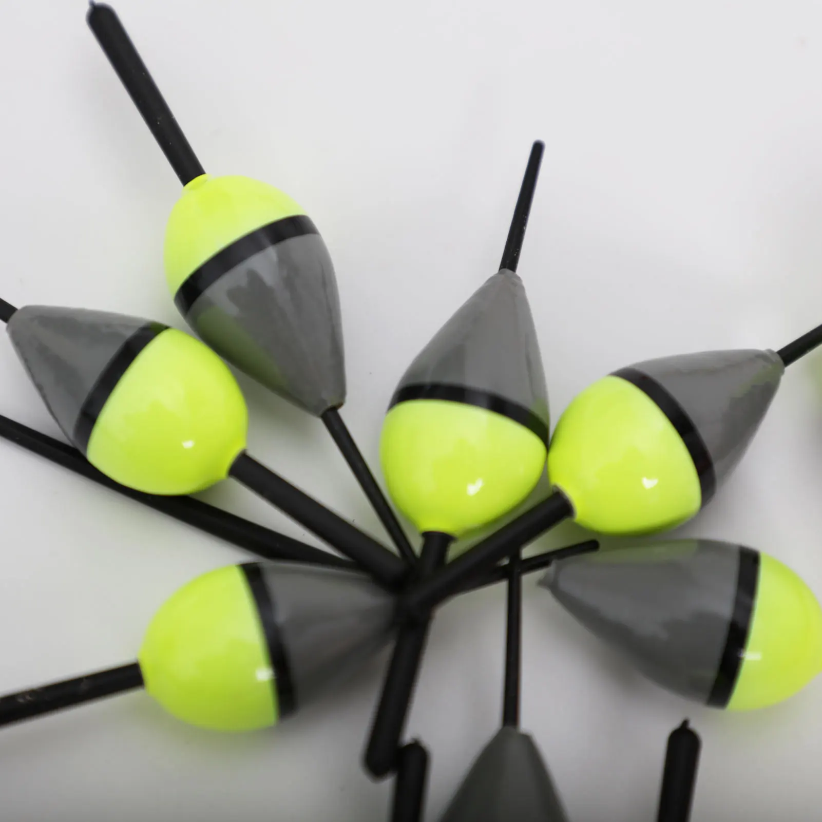 10pcs Fishing Floats Wood Bobbers Cork Lighted Paulownia Buoy  7.5cm Buoyancy 2g Fishing Tackle Accessories Pesca